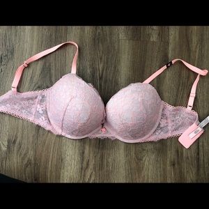 Victoria’s Secret 32DDD Bra